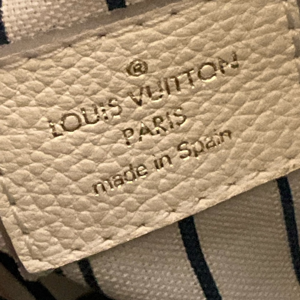 SOLD Amazing Louis Vuitton Artsy MM Cream - Picture 16 of 16